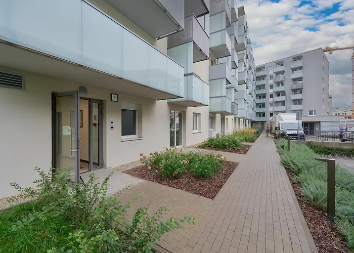 Blue Sky Apartment With Parking & Balcony By Noclegi Renters